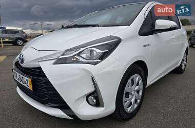 Хэтчбек Toyota Yaris 2018 в Киеве