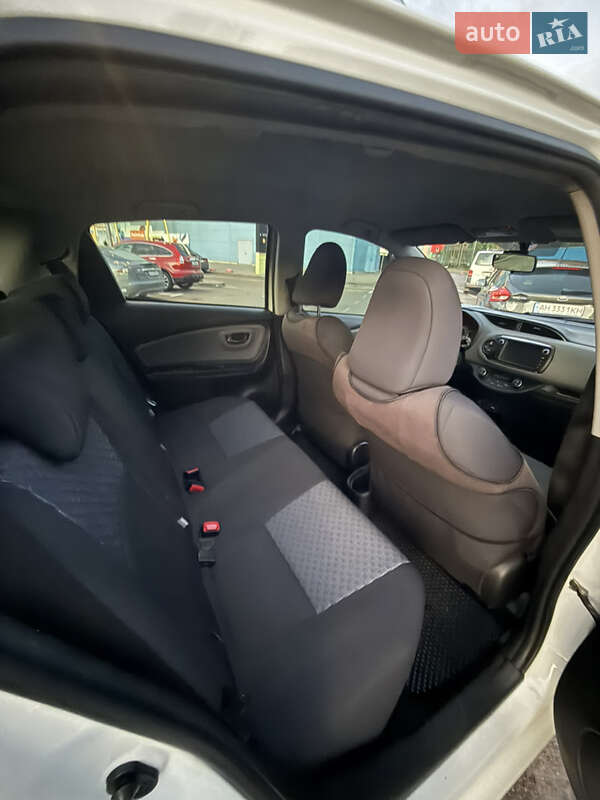 Хэтчбек Toyota Yaris 2014 в Киеве