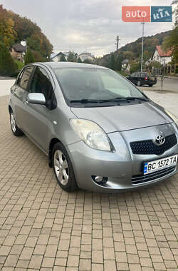 Хэтчбек Toyota Yaris 2008 в Львове