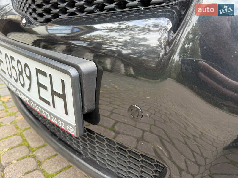 Хэтчбек Toyota Yaris 2006 в Львове