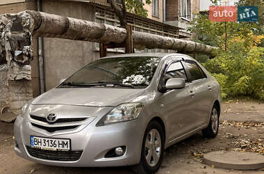 Седан Toyota Yaris 2006 в Одесі