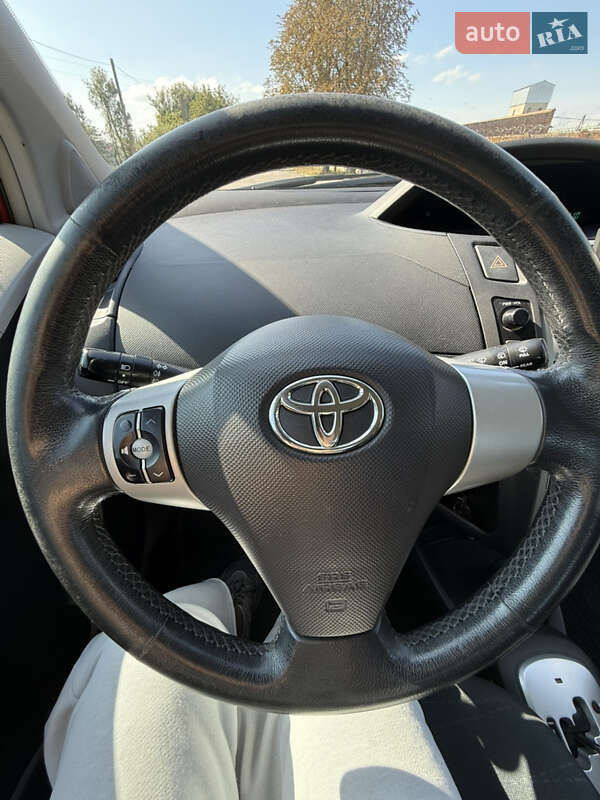 Хэтчбек Toyota Yaris 2006 в Киеве фото 12 Хэтчбек Toyota Yaris 2006 в Киеве