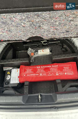 Хетчбек Toyota Yaris 2015 в  фото 15 Хетчбек Toyota Yaris 2015 в