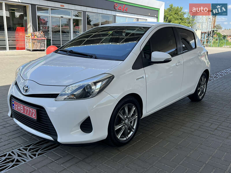 Хэтчбек Toyota Yaris 2014 в Житомире фото 4 Хэтчбек Toyota Yaris 2014 в Житомире