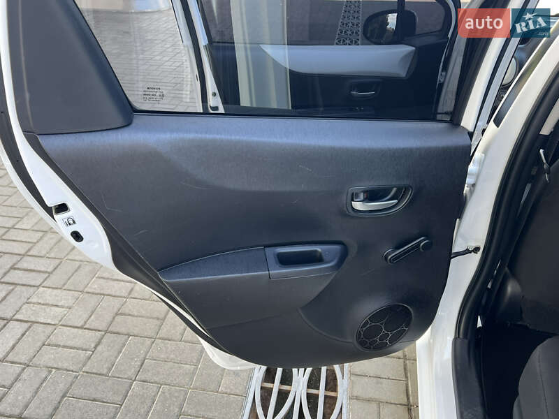 Хэтчбек Toyota Yaris 2014 в Житомире фото 21 Хэтчбек Toyota Yaris 2014 в Житомире