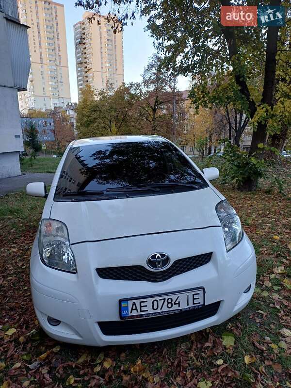 Toyota Yaris 2011