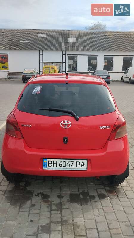 Хэтчбек Toyota Yaris 2006 в Одессе фото 6 Хэтчбек Toyota Yaris 2006 в Одессе