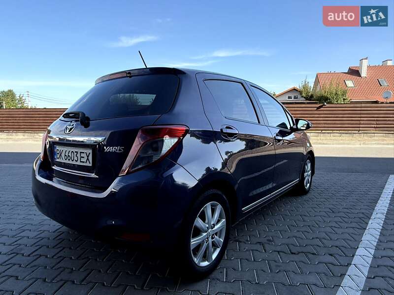 Хэтчбек Toyota Yaris 2013 в Ровно фото 9 Хэтчбек Toyota Yaris 2013 в Ровно