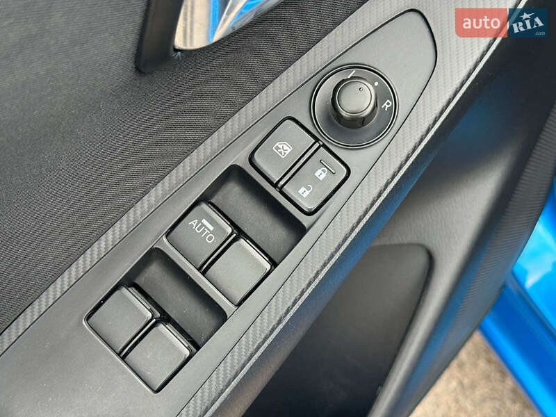 Седан Toyota Yaris 2017 в Вінниці