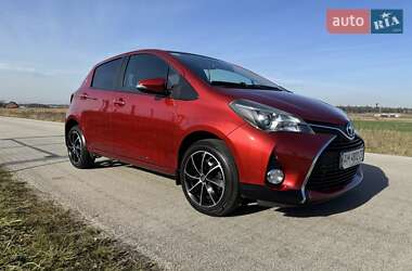 Хэтчбек Toyota Yaris 2014 в Черняхове