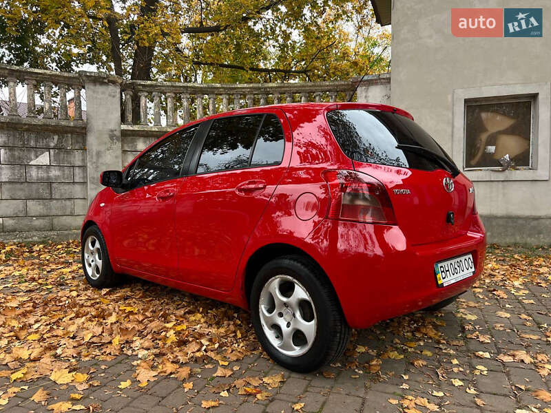 Хетчбек Toyota Yaris 2006 в Одесі