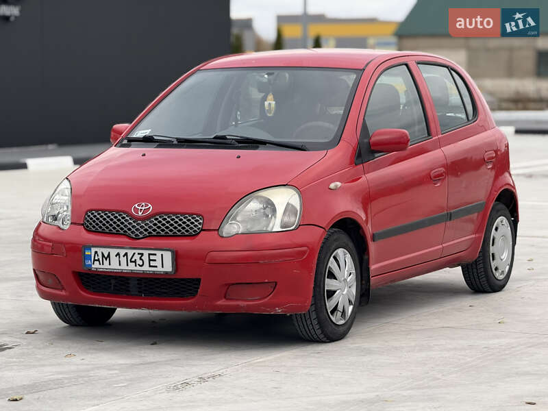 Хэтчбек Toyota Yaris 2003 в Звягеле