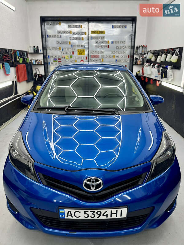 Хэтчбек Toyota Yaris 2013 в Черновцах фото 4 Хэтчбек Toyota Yaris 2013 в Черновцах