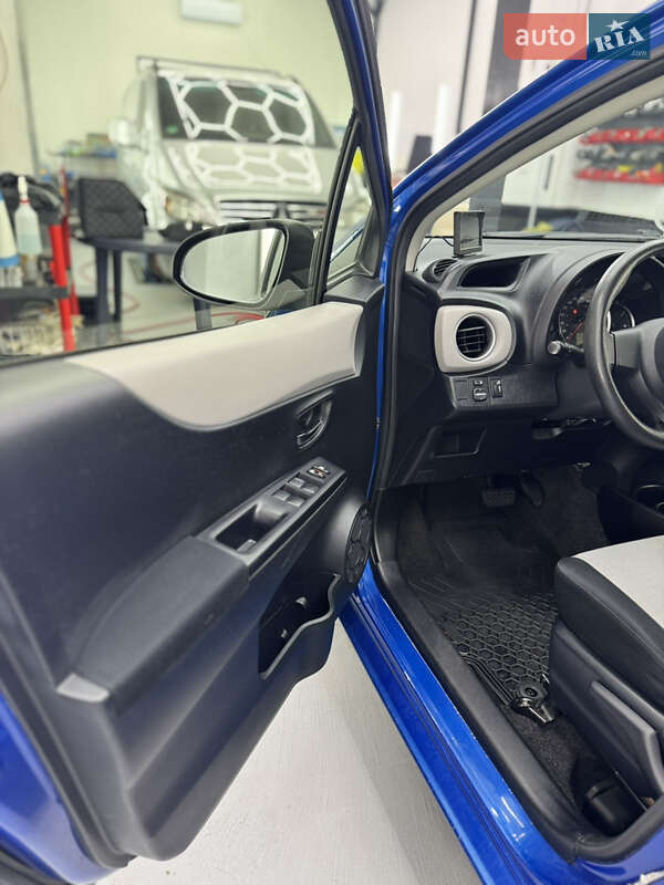 Хэтчбек Toyota Yaris 2013 в Черновцах фото 16 Хэтчбек Toyota Yaris 2013 в Черновцах