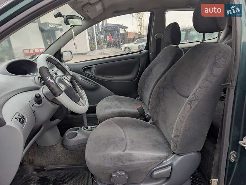 Хэтчбек Toyota Yaris 2001 в Ровно фото 14 Хэтчбек Toyota Yaris 2001 в Ровно