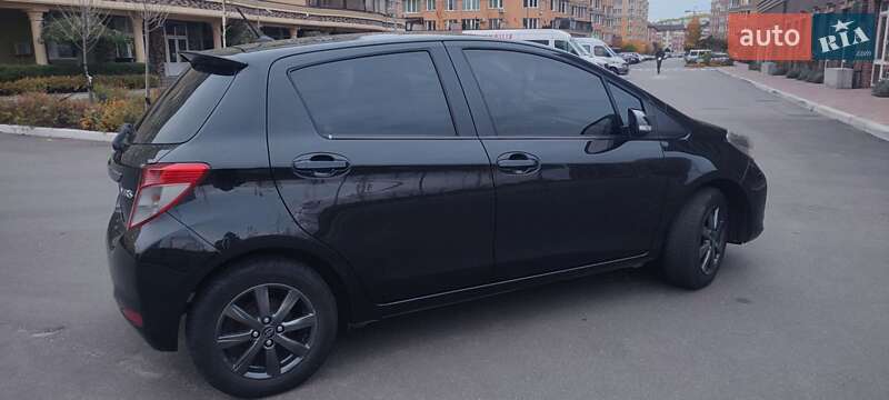 Хэтчбек Toyota Yaris 2012 в Киеве