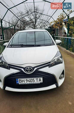 Хэтчбек Toyota Yaris 2016 в Одессе