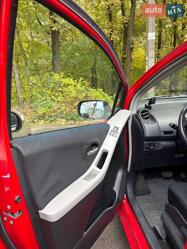 Хэтчбек Toyota Yaris 2008 в Днепре фото 9 Хэтчбек Toyota Yaris 2008 в Днепре
