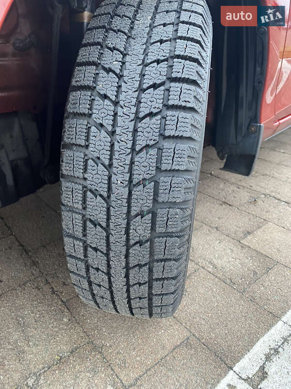 Хэтчбек Toyota Yaris 2014 в Житомире