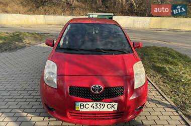 Хетчбек Toyota Yaris 2008 в Львові