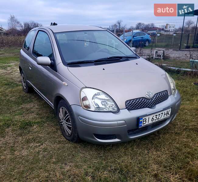 Toyota Yaris 2004
