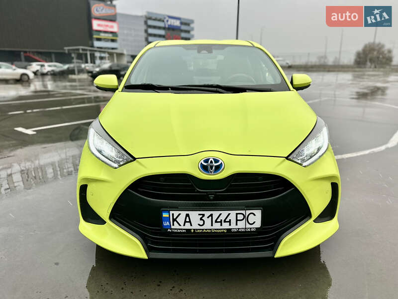 Toyota Yaris 2021
