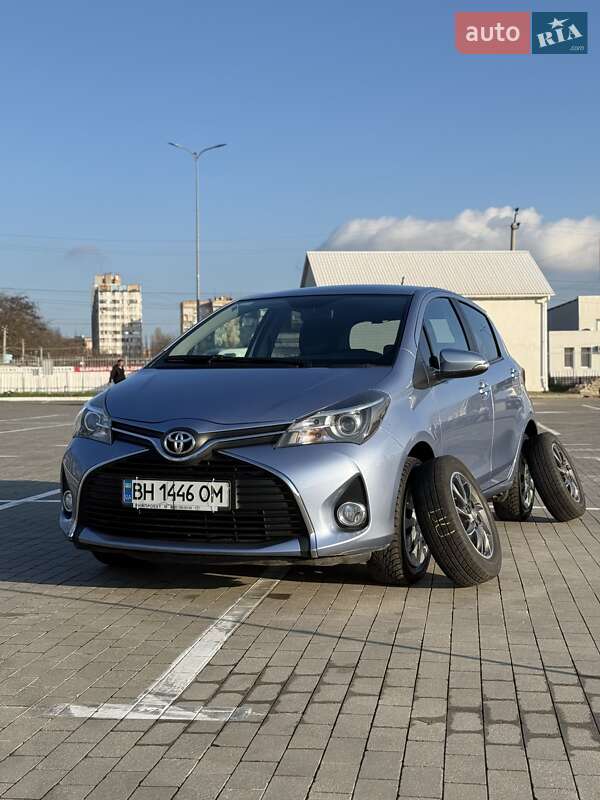 Toyota Yaris 2015