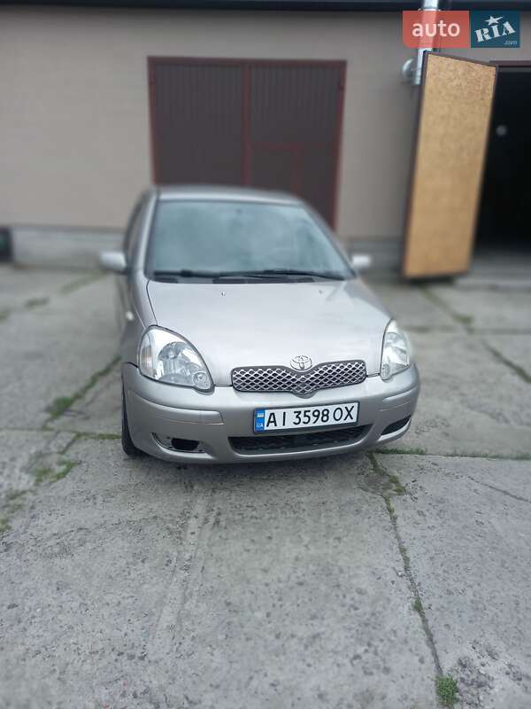 Toyota Yaris 2003