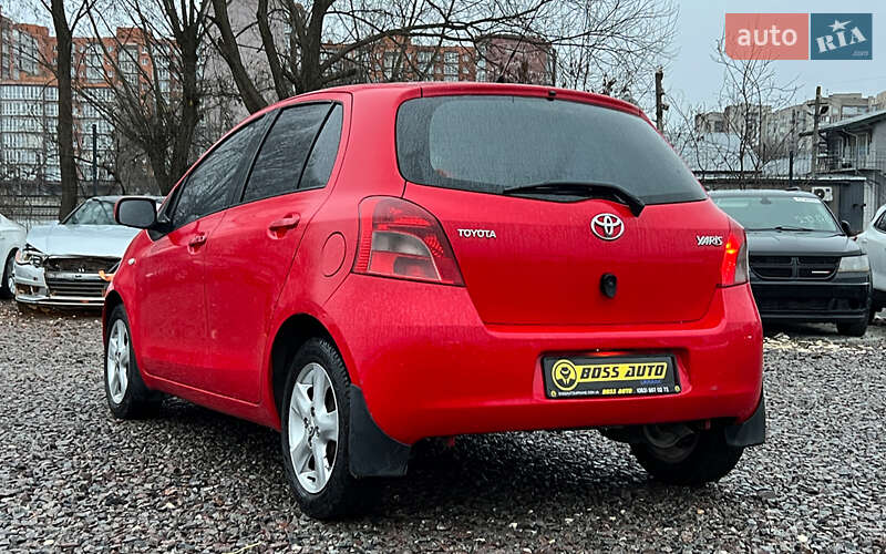 Хэтчбек Toyota Yaris 2007 в Львове
