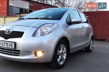 Хетчбек Toyota Yaris 2006 в Одесі