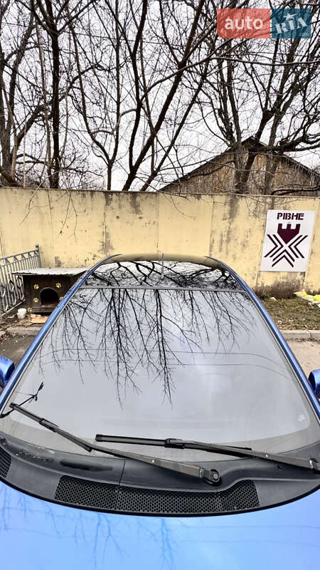 Хетчбек Toyota Yaris 1999 в Рівному