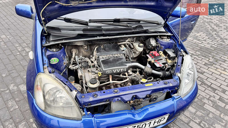 Хетчбек Toyota Yaris 1999 в Рівному