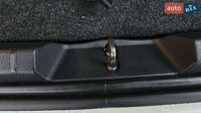 Хетчбек Toyota Yaris 2014 в Ніжині