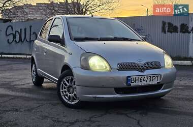 Хэтчбек Toyota Yaris 2002 в Одессе