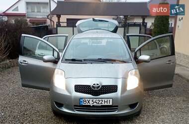 Хэтчбек Toyota Yaris 2007 в Снятине