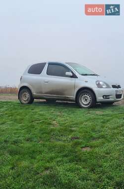 Хэтчбек Toyota Yaris 2001 в Килии