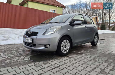 Хетчбек Toyota Yaris 2008 в Львові