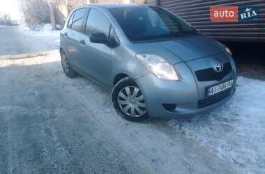 Хетчбек Toyota Yaris 2008 в Обухові