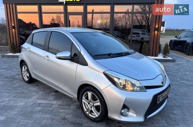 Хетчбек Toyota Yaris 2014 в Коломиї