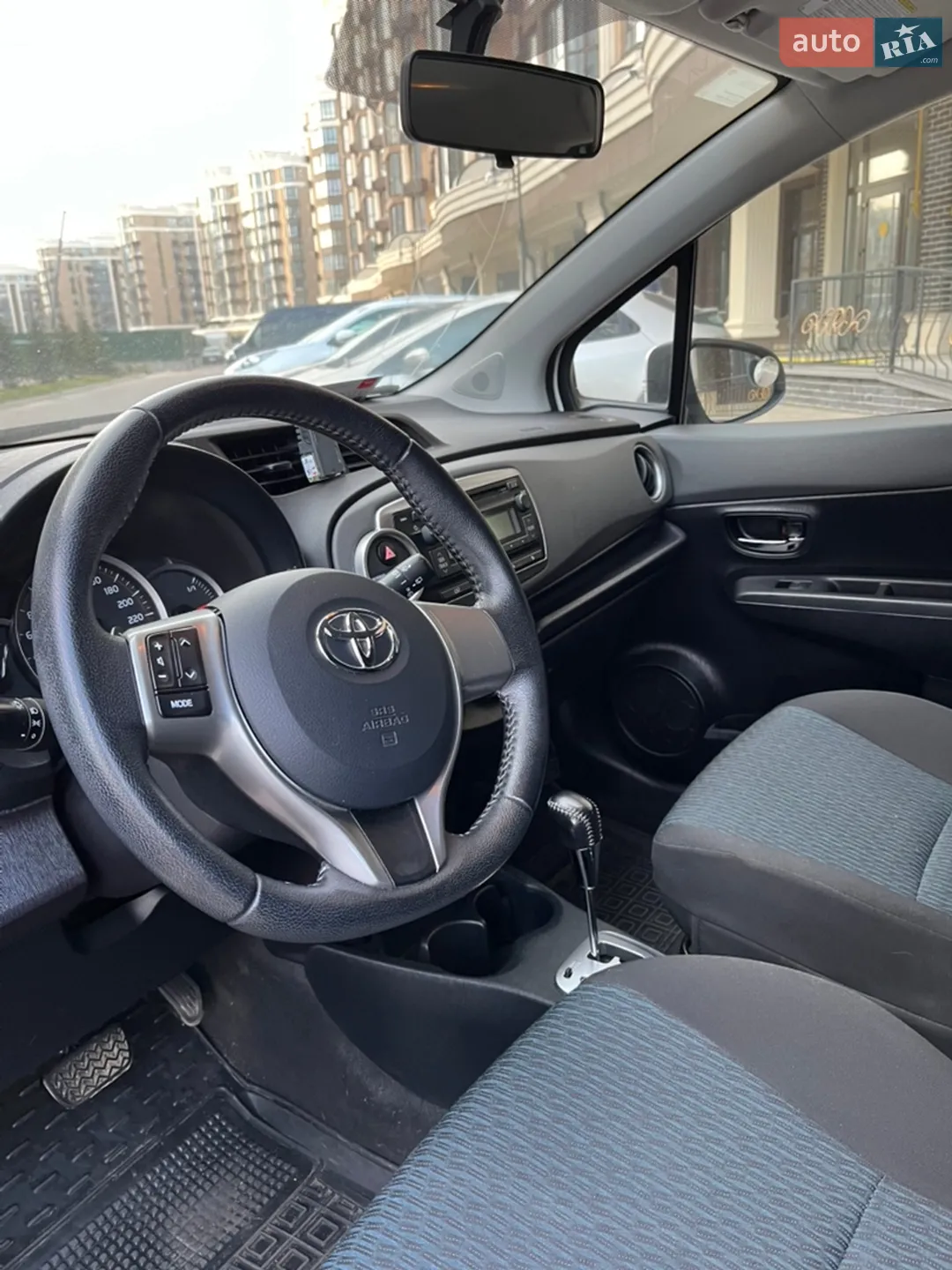 2012 Toyota Yaris - мініатюра 8