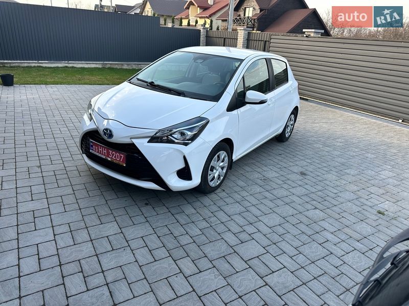 Хэтчбек Toyota Yaris 2019 в Житомире