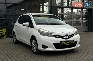 Хэтчбек Toyota Yaris 2013 в Ивано-Франковске