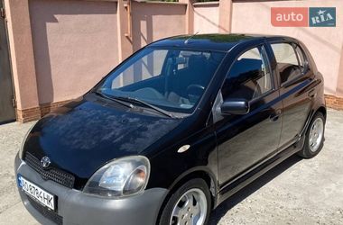 Хетчбек Toyota Yaris 2002 в Береговому