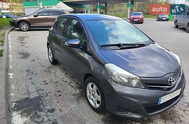 Хэтчбек Toyota Yaris 2012 в Львове