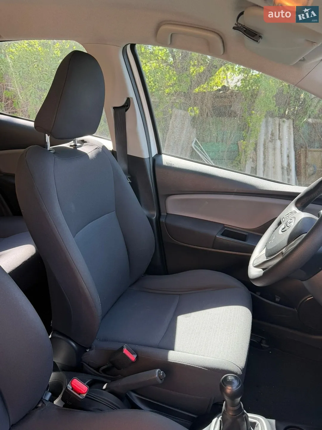 2014 Toyota Yaris - мініатюра 13
