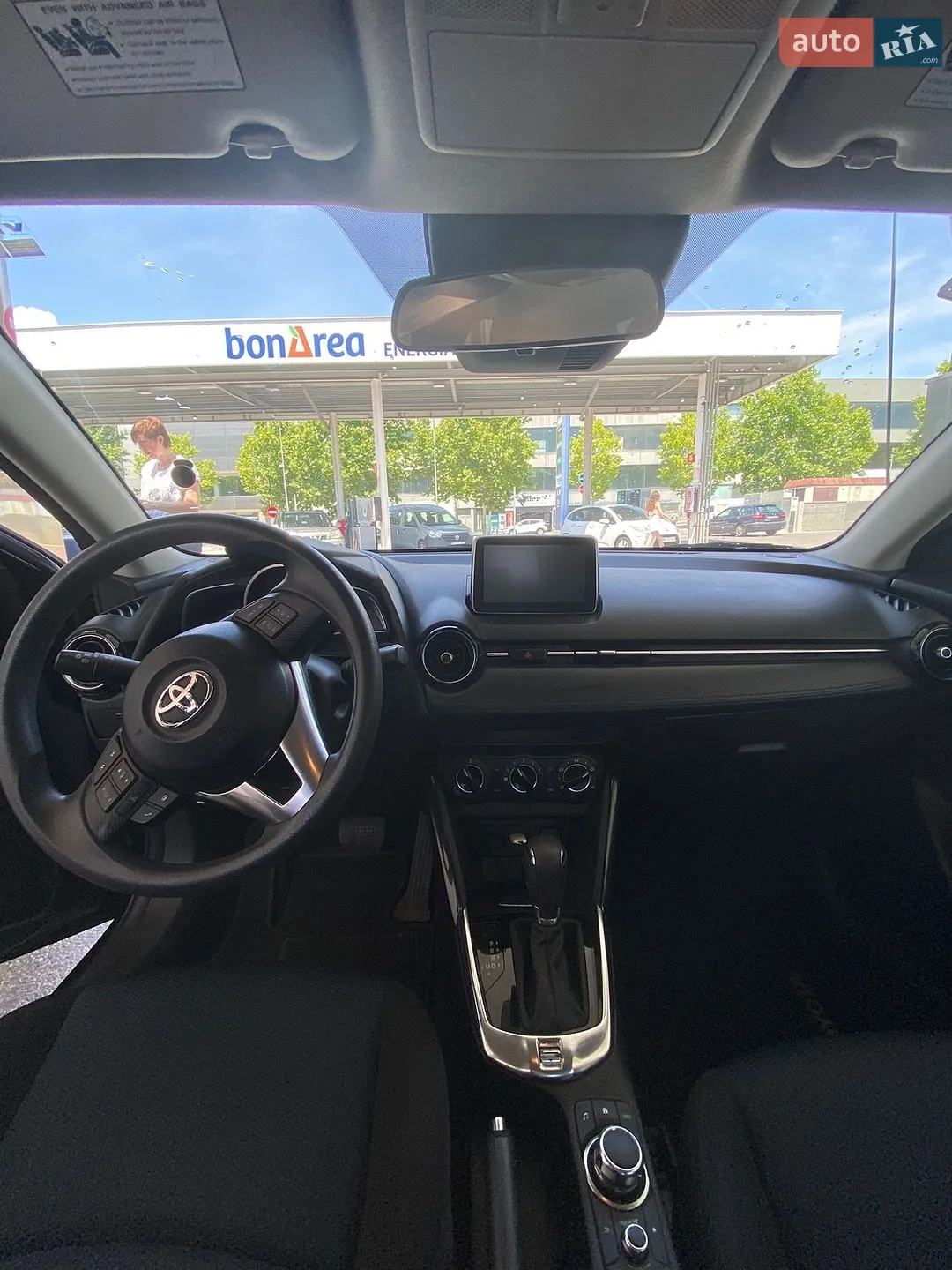 2017 Toyota Yaris - мініатюра 6