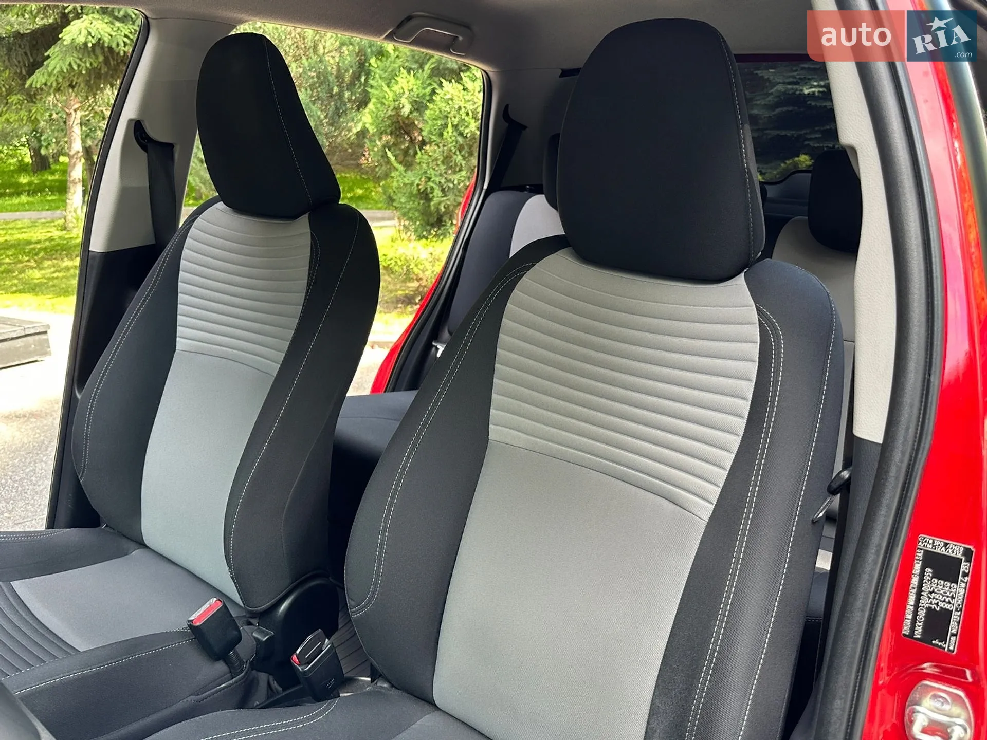 2017 Toyota Yaris - мініатюра 41