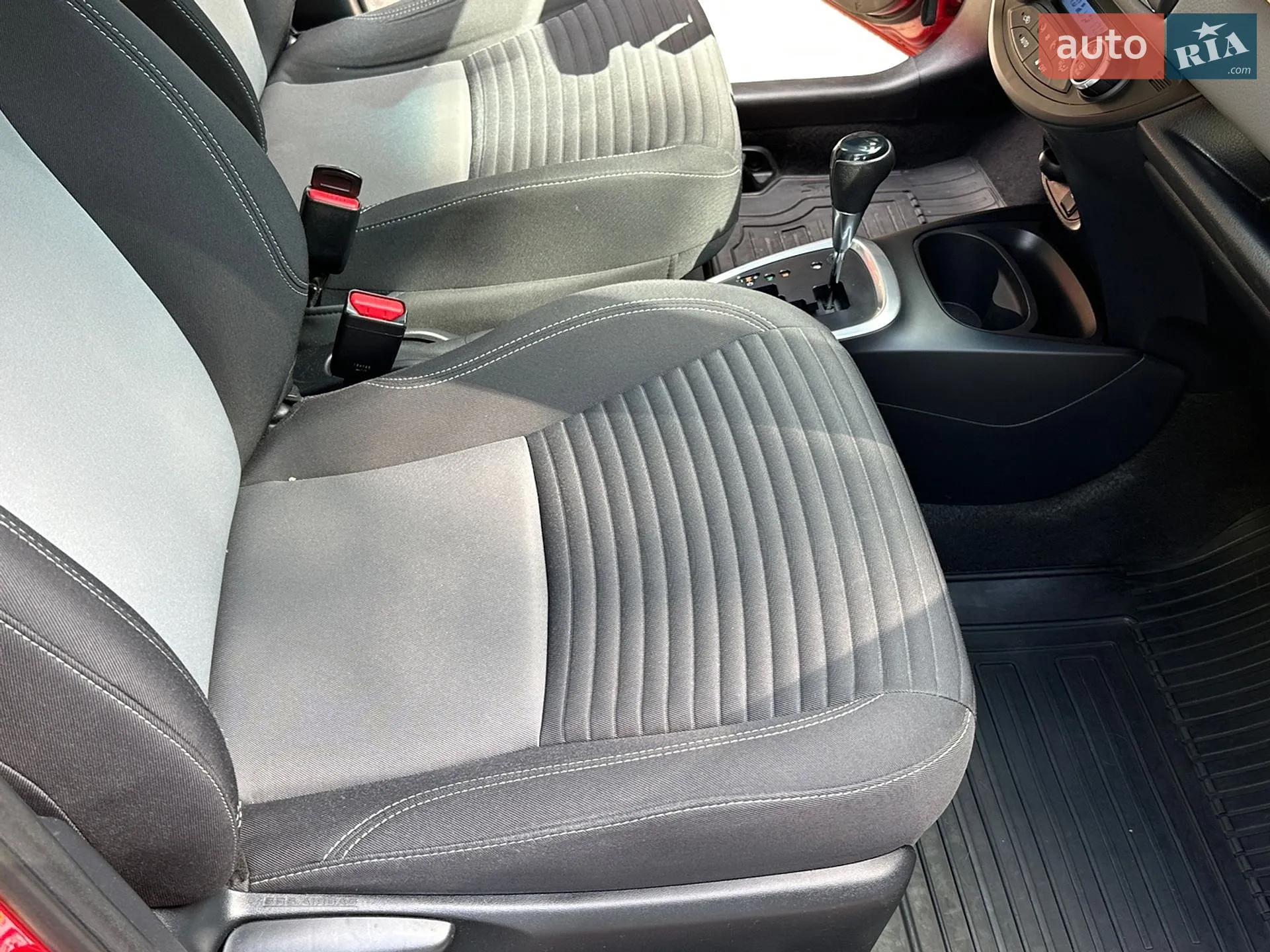 2017 Toyota Yaris - мініатюра 66