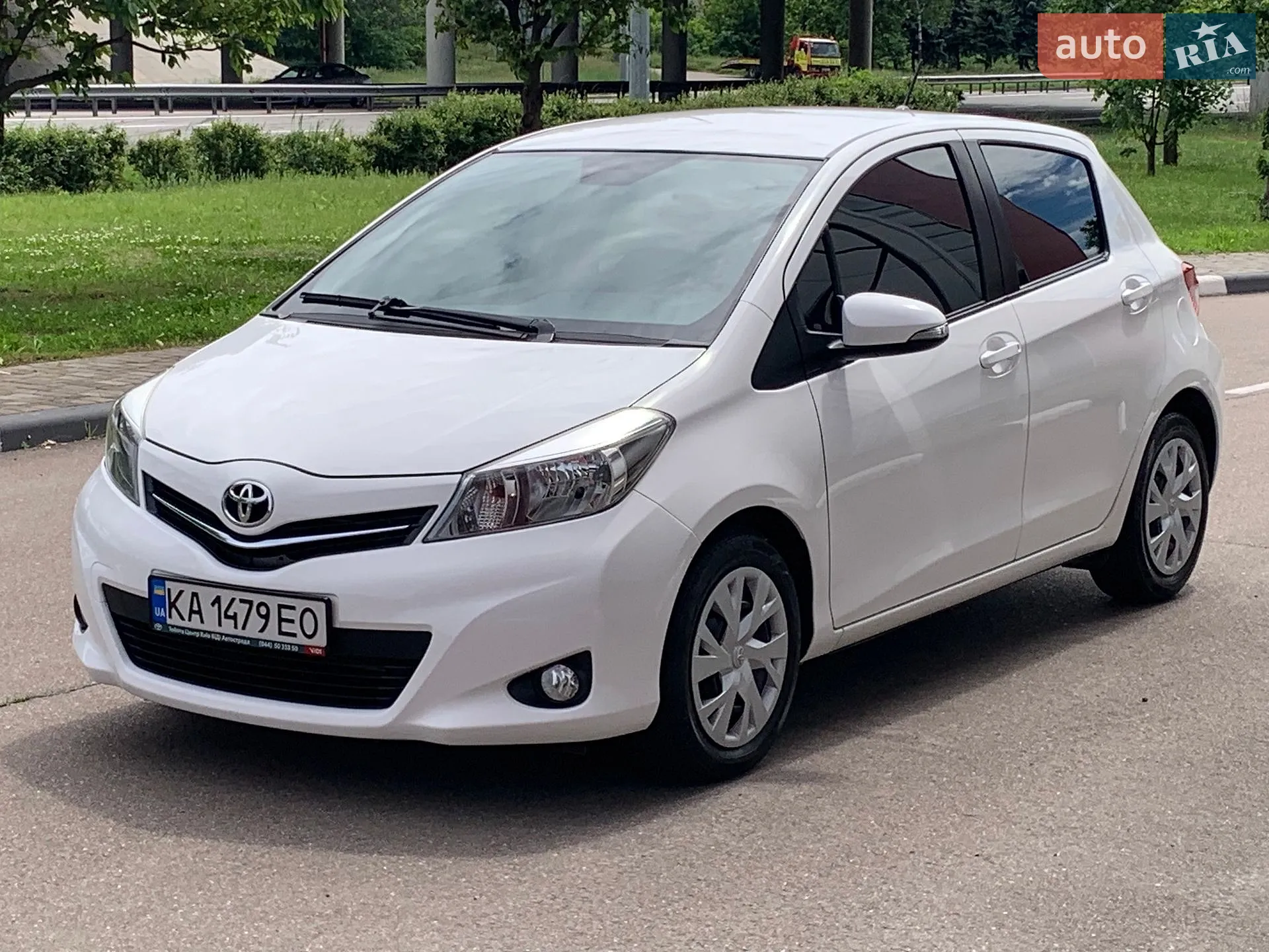 2014 Toyota Yaris - мініатюра 27