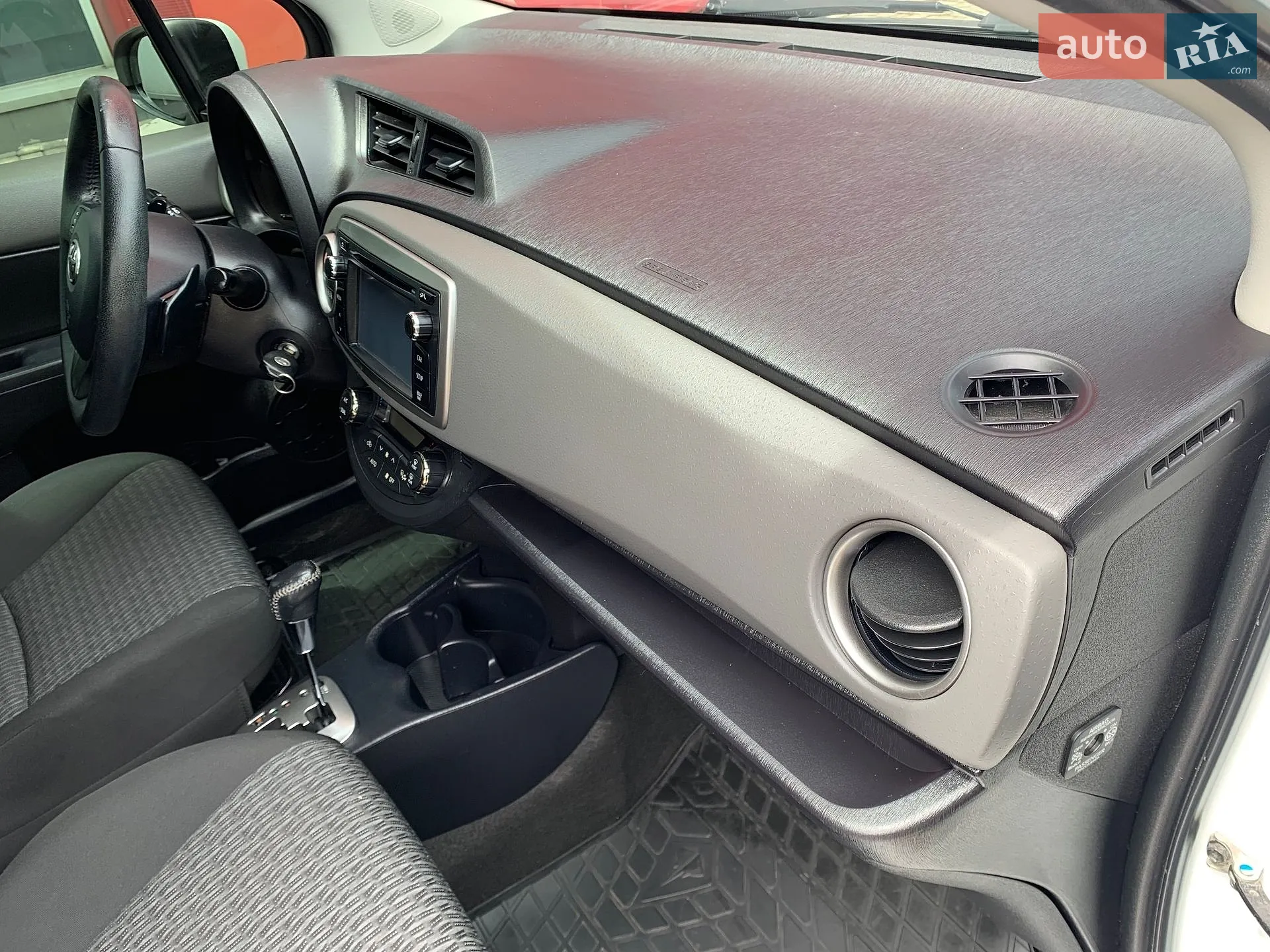 2014 Toyota Yaris - мініатюра 83